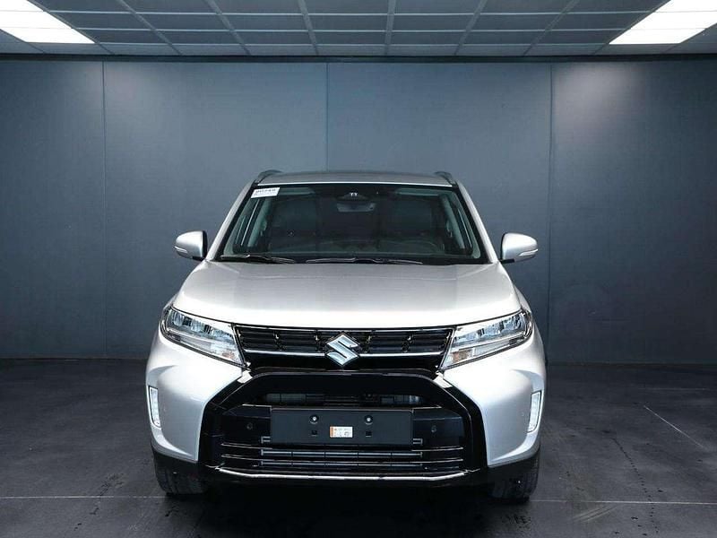 Nuova Suzuki Vitara 110 CV (80 kW) 2026 Argento SUV