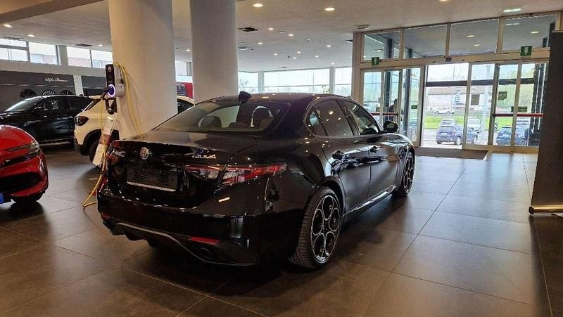 Nuova Alfa Romeo Giulia Sprint 160 CV (117 kW) 2025 Nero Berlina