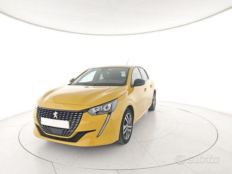 Usata Peugeot 208 Allure 131 CV (96 kW) 2023 Giallo Utilitaria
