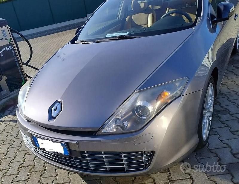 Usata Renault Laguna Coupé 178 CV (130 kW) 2009 Grigio Coupé
