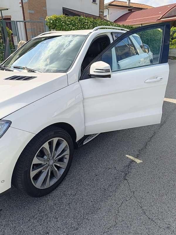 Usata Mercedes ML250 204 CV (150 kW) 2015 Bianco SUV