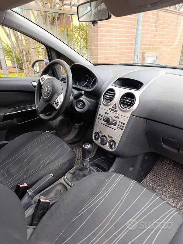 Usata Opel Corsa 2008 Utilitaria