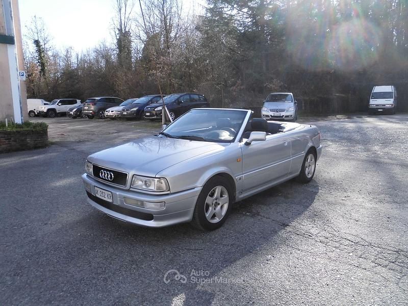 Usata Audi Cabriolet 116 CV (85 kW) 1996 Argento Cabrio