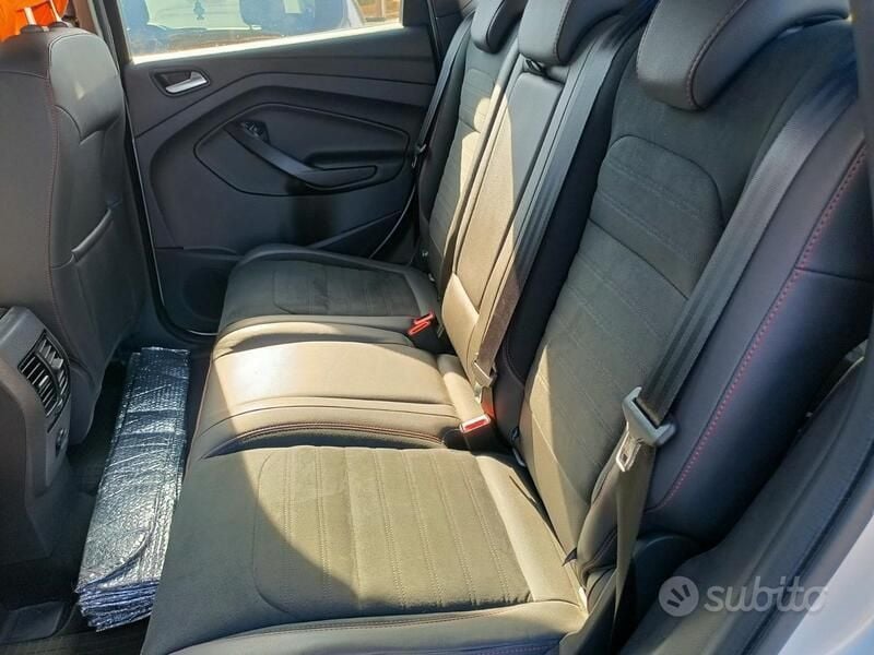 Usata Ford Kuga 120 CV (88 kW) 2019 SUV