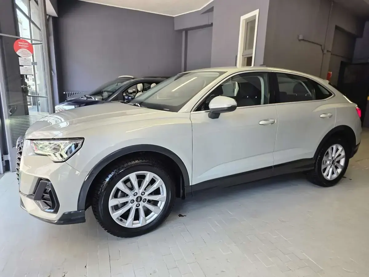 Usata Audi Q3 Sportback Business Plus 150 CV (110 kW) 2020 Grigio SUV