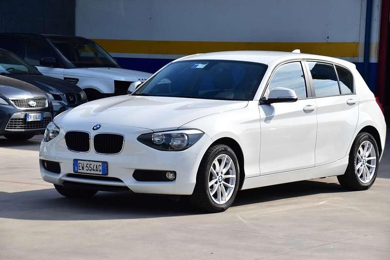Usata BMW 118 143 CV (105 kW) 2014 Bianco Utilitaria