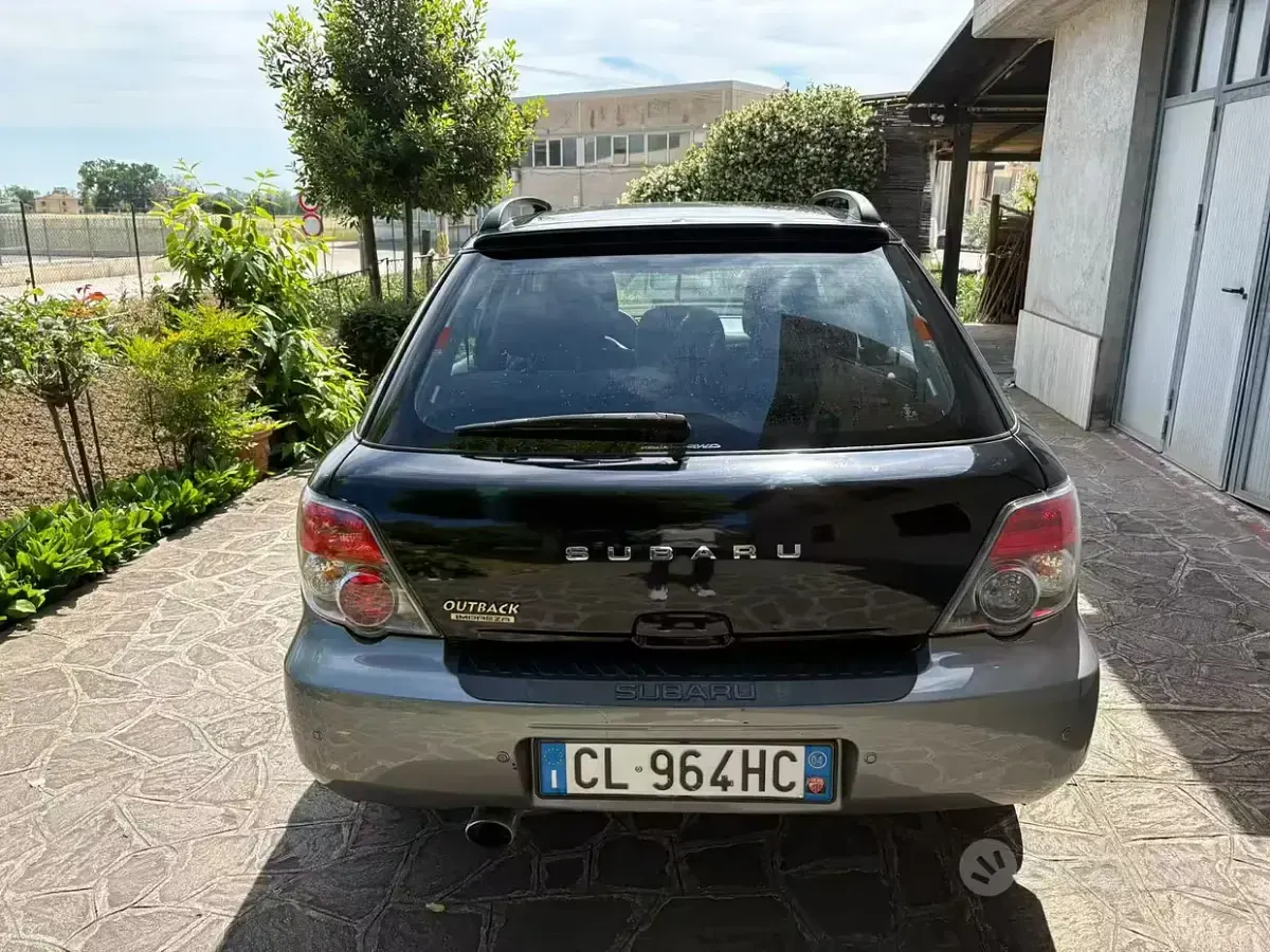 Usata Subaru Impreza 125 CV (91 kW) 2004 Nero Station wagon