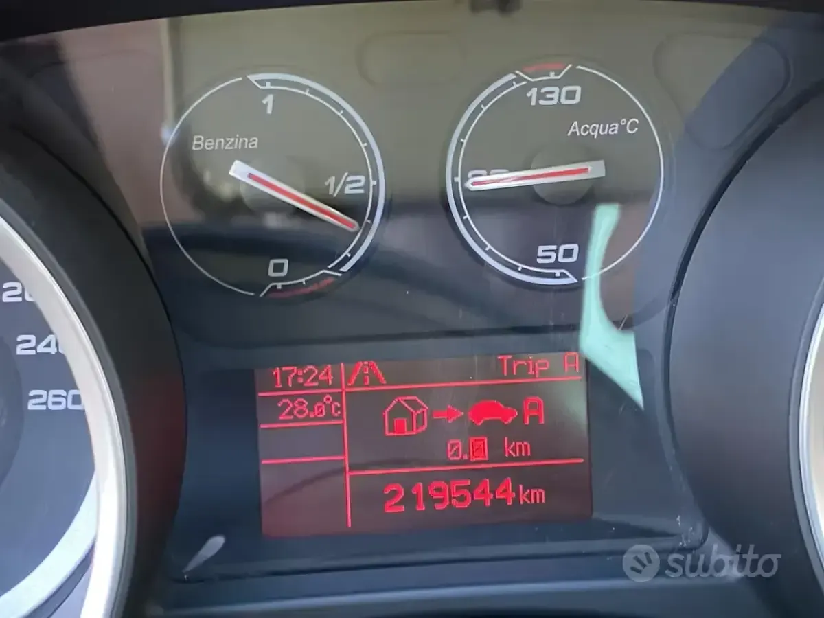 Usata Alfa Romeo Giulietta 120 CV (88 kW) 2013 Nero Utilitaria