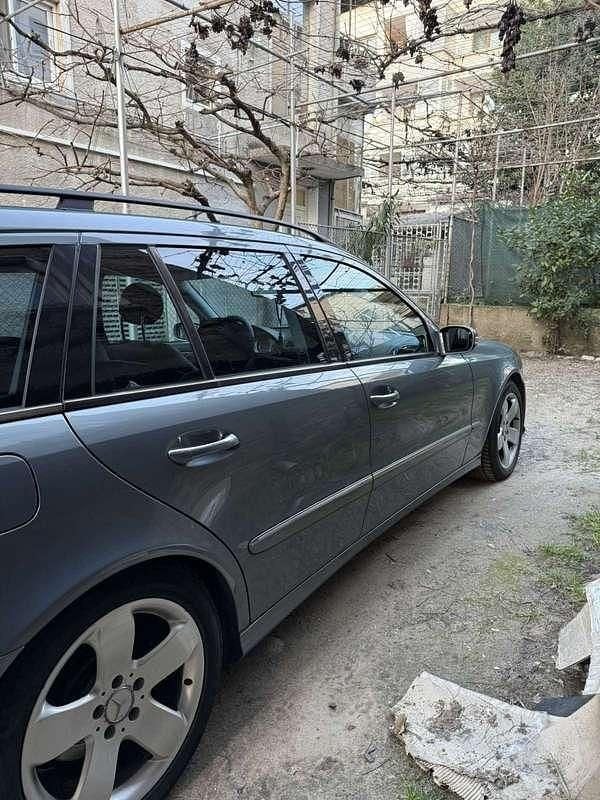 Usata Mercedes E350 Avantgarde 272 CV (200 kW) 2005 Station wagon