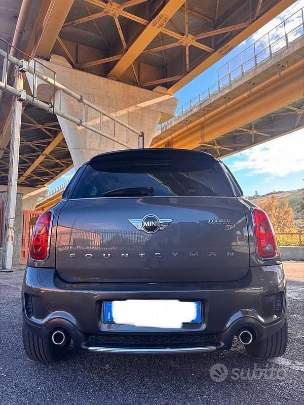 Usata Mini Countryman 143 CV (105 kW) 2015 Grigio SUV