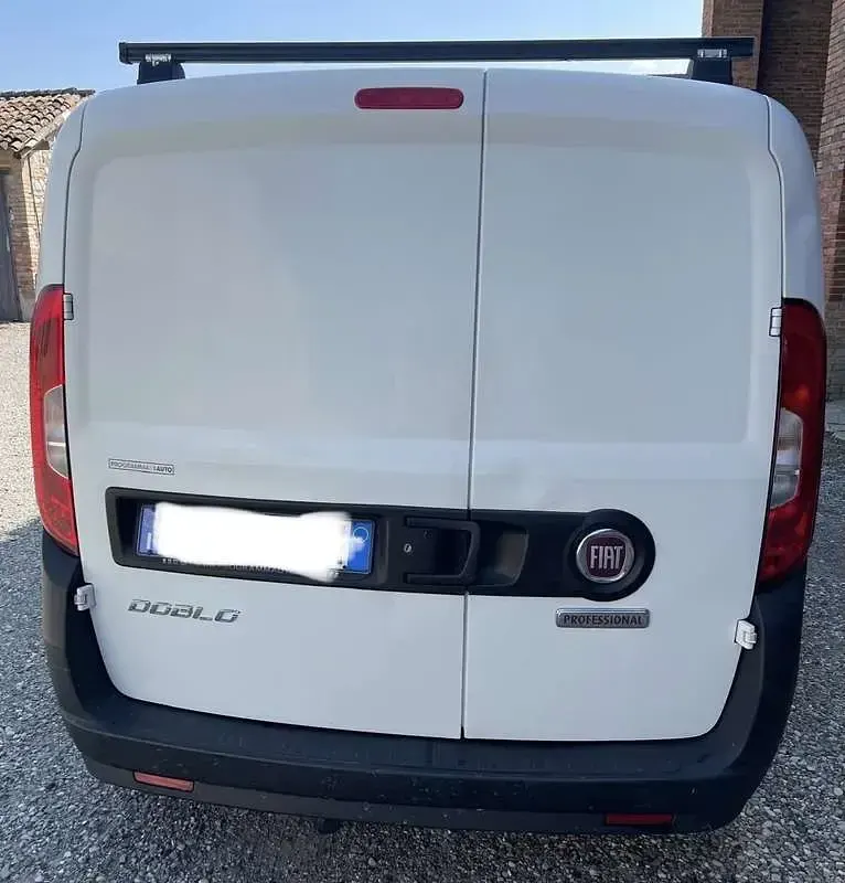 Usata Fiat Doblò 84 CV (61 kW) 2018 Monovolume