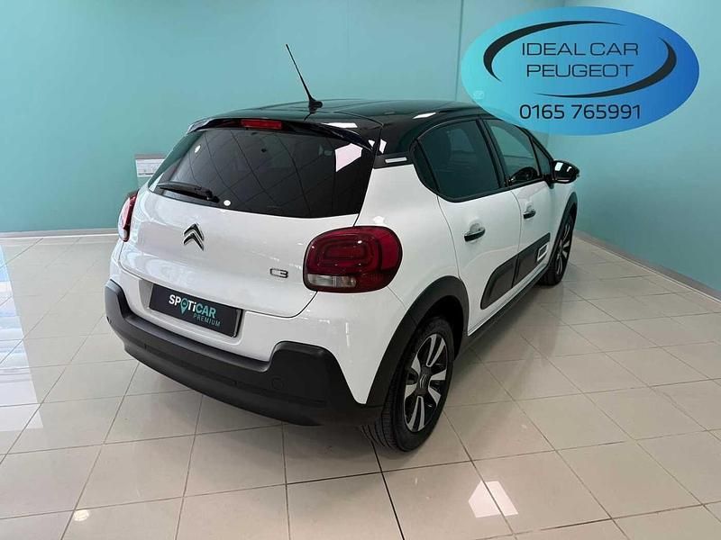 Usata Citroën C3 Shine 102 CV (75 kW) 2022 Bianco Utilitaria