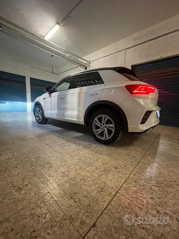Usata VW T-Roc R-line 116 CV (85 kW) 2024 Bianco SUV