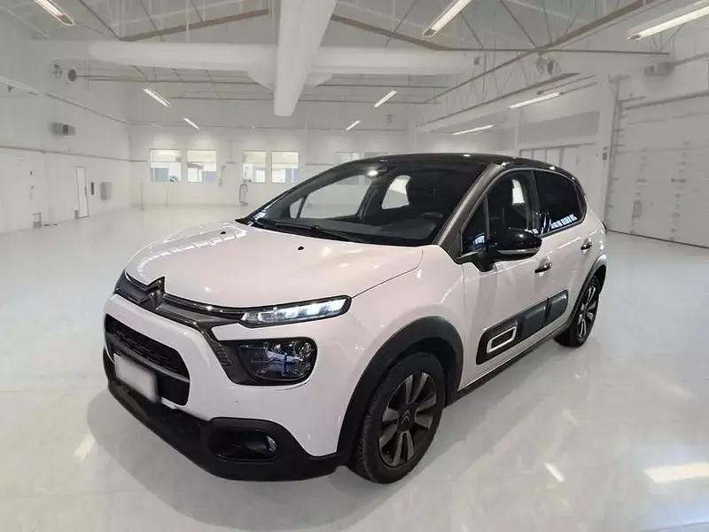 Bianco Usata 2023 Citroën C3 PureTech Berlina | 13.150 € (Buon prezzo) - Immagine 1/4