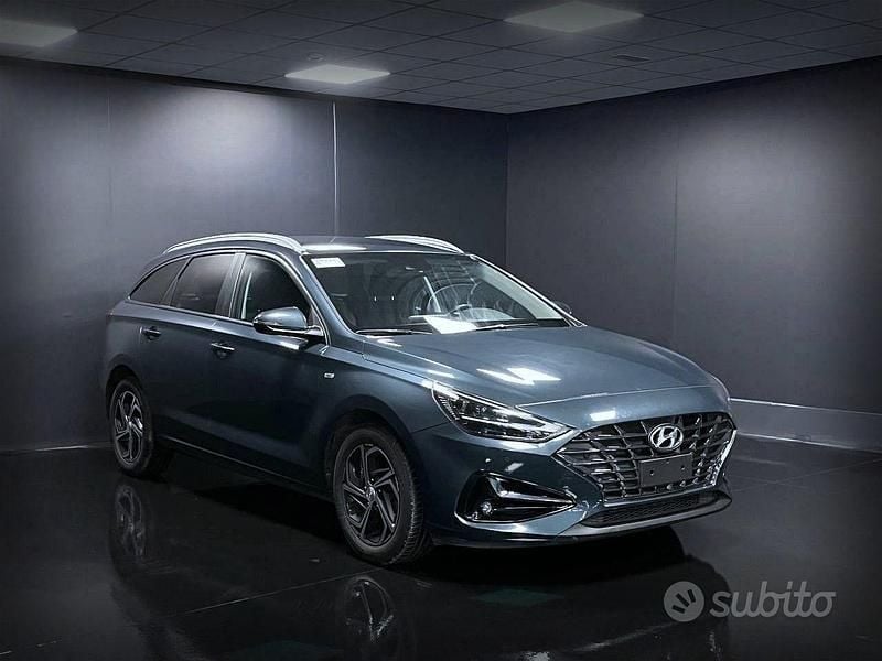 Begagnad Hyundai i30 Prime 120 HK (88 kW) 2022 Grå Kombi