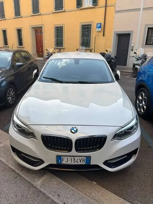 Usata BMW 218 Sport Line 150 CV (110 kW) 2017 Bianco Coupé