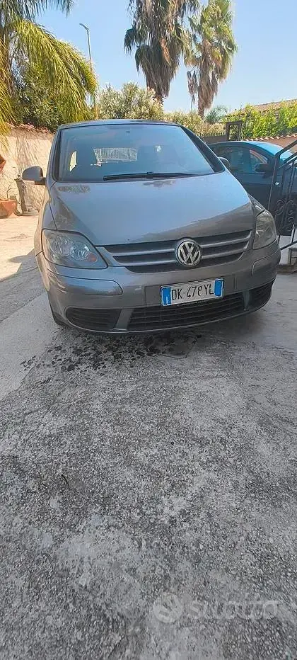 Usata VW Golf Plus 105 CV (77 kW) 2008 Grigio Monovolume