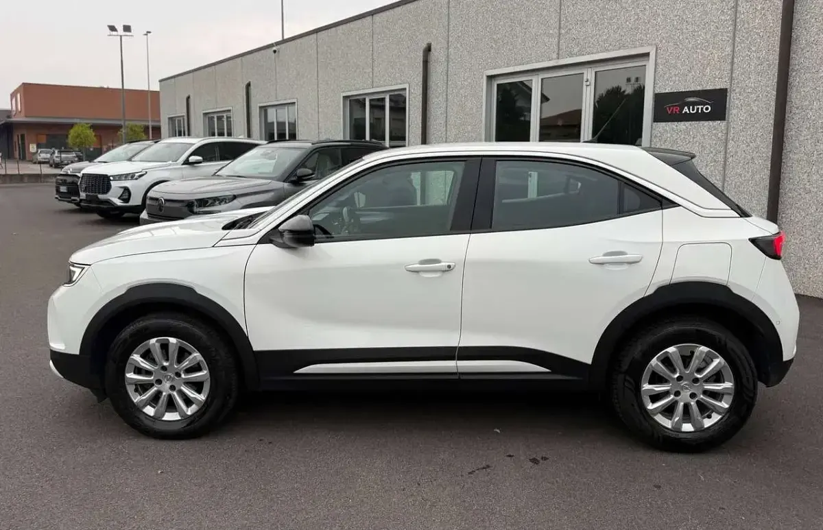 Usata Opel Mokka Edition 101 CV (74 kW) 2021 Bianco SUV