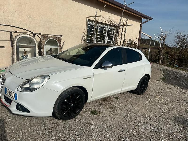 Usata Alfa Romeo Giulietta 105 CV (77 kW) 2012 Utilitaria