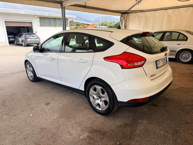 Usata Ford Focus 120 CV (88 kW) 2018 Bianco Berlina