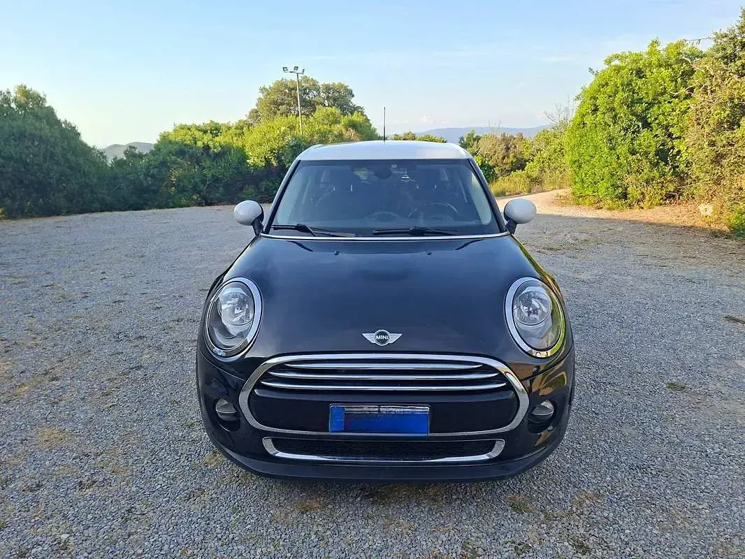 Usata Mini Cooper 136 CV (100 kW) 2017 Nero Utilitaria