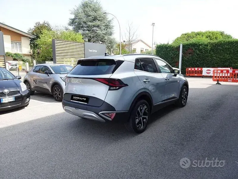 Usata Kia Sportage Style 215 CV (158 kW) 2024 Grigio SUV