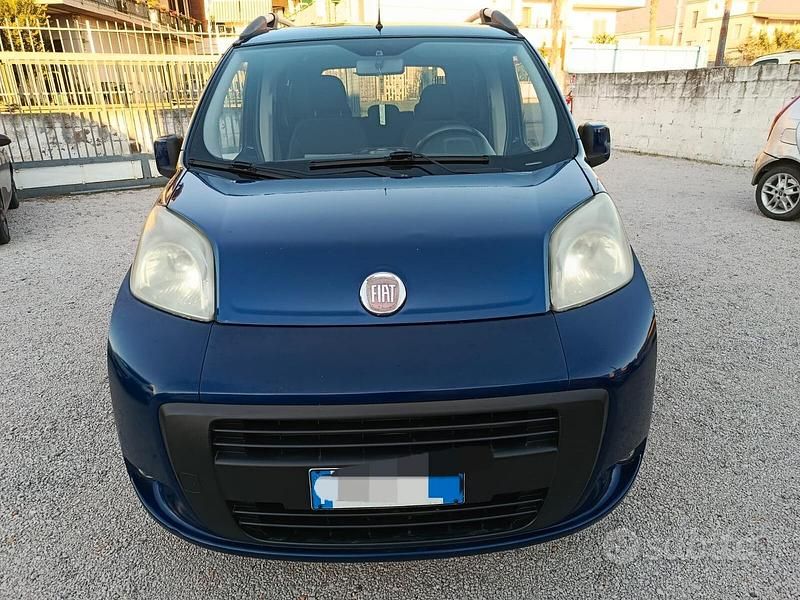 Blu Usata 2011 Fiat Qubo Dynamic Monovolume | 3500 € (Buon prezzo) - Immagine 1/4