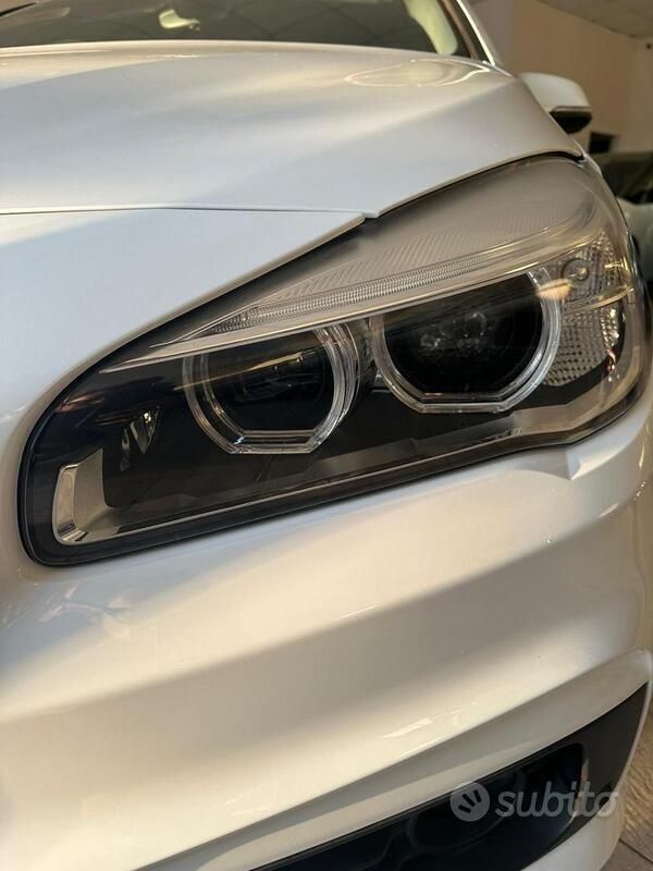 Usata BMW 216 Active Tourer Advantage 116 CV (85 kW) 2016 Bianco Monovolume