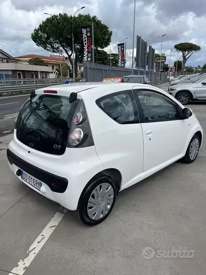 Usata Citroën C1 68 CV (50 kW) 2006 Bianco Utilitaria