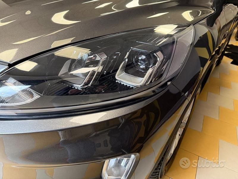 Usata Ford Kuga Business Edition 120 CV (88 kW) 2022 Grigio SUV