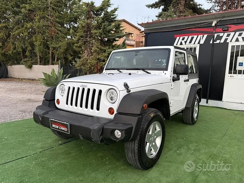 Usata Jeep Wrangler Sport 199 CV (146 kW) 2011 Bianco SUV