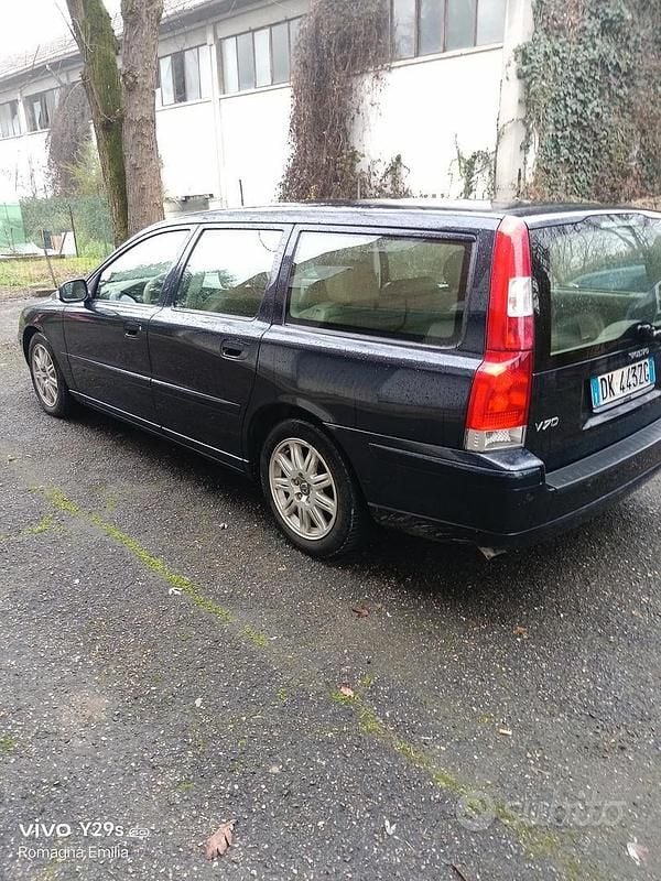Occasion Volvo V70 163 ch (119 kW) 2007 Bleue Break