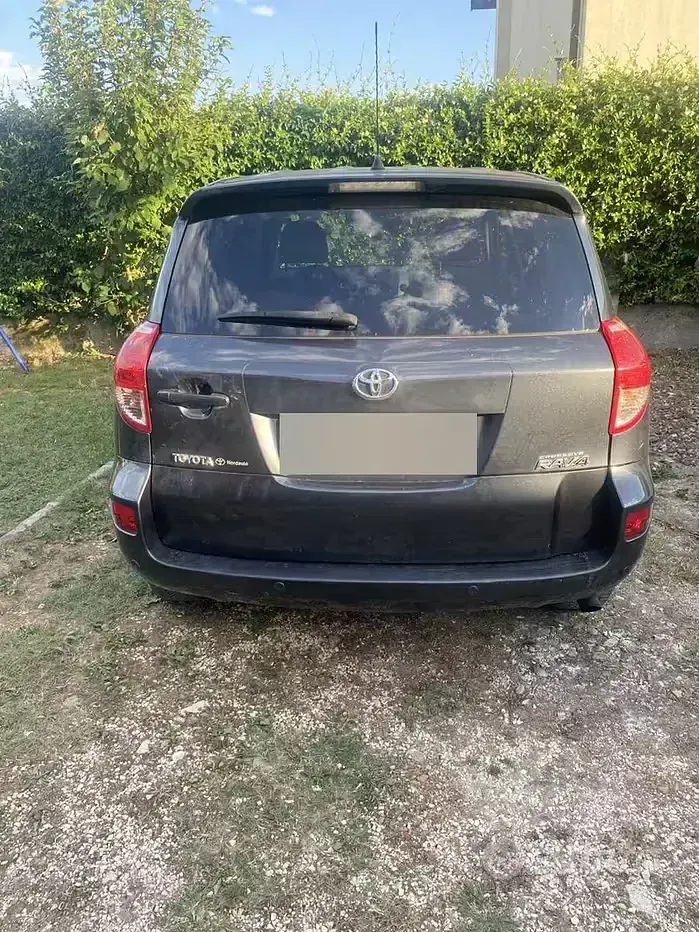 Usata Toyota RAV4 136 CV (100 kW) 2008 Marrone SUV