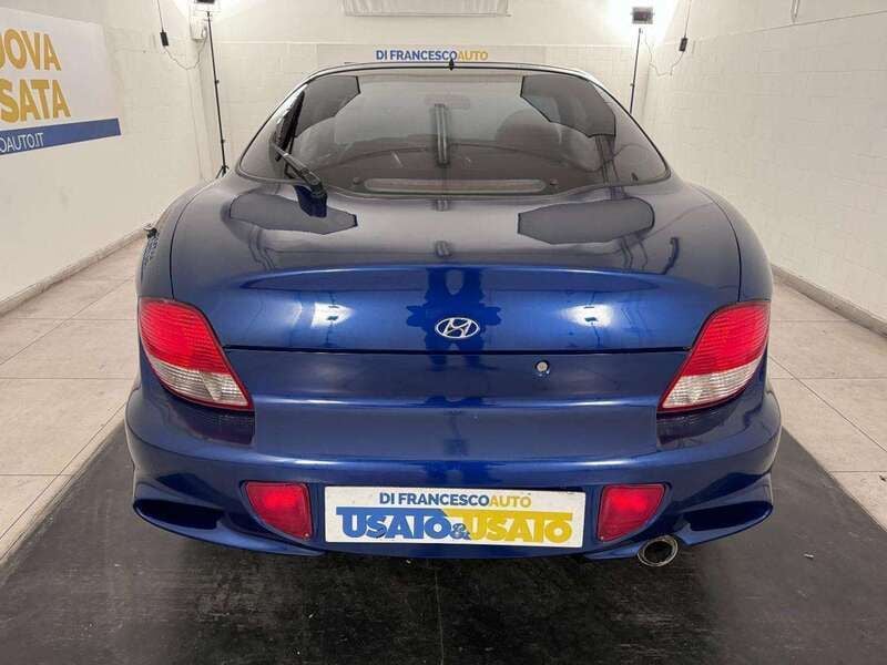 Usata Hyundai Coupé 116 CV (85 kW) 2000 Azzurro metallizzato Coupé
