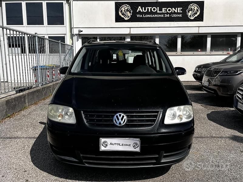Usata VW Touran Highline 101 CV (74 kW) 2004 Nero Monovolume