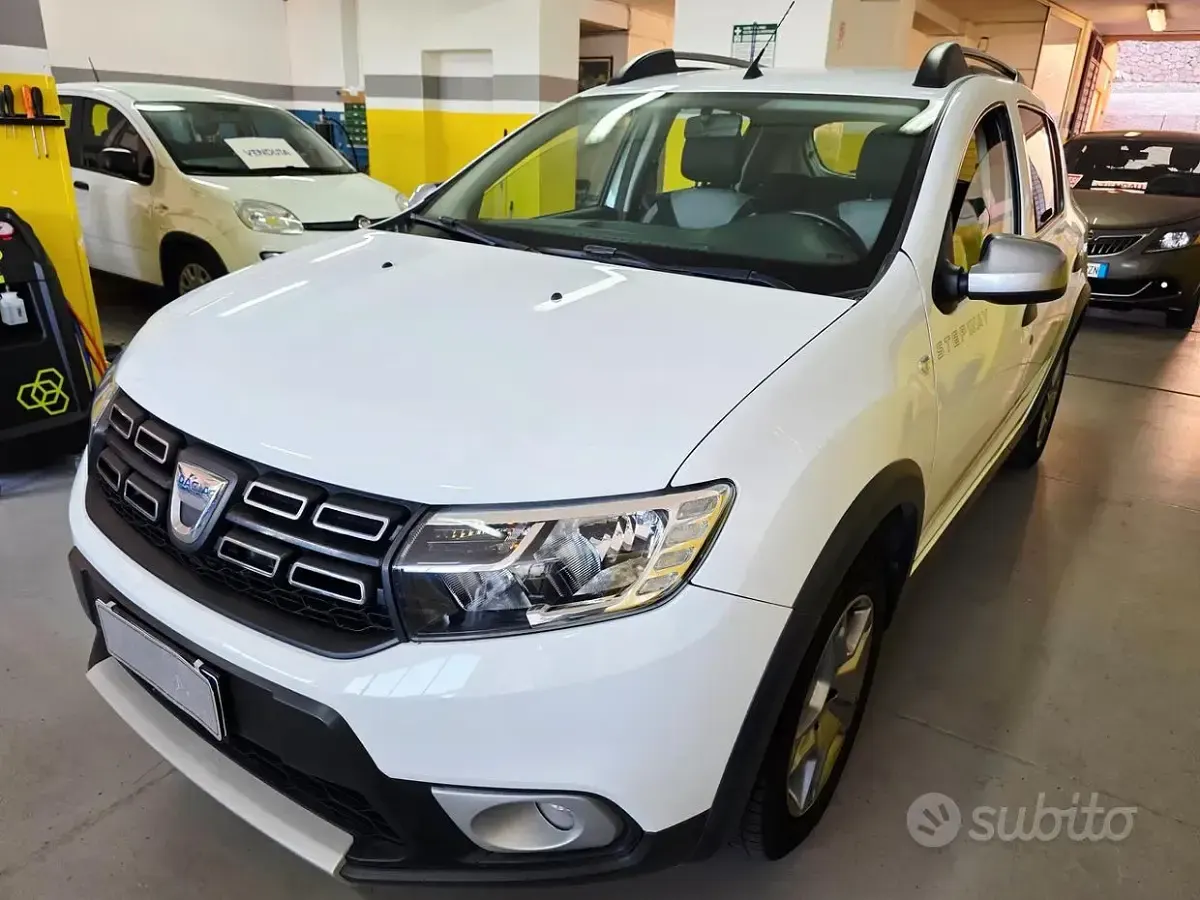 Usata Dacia Sandero Comfort 90 CV (66 kW) 2021 Bianco Berlina