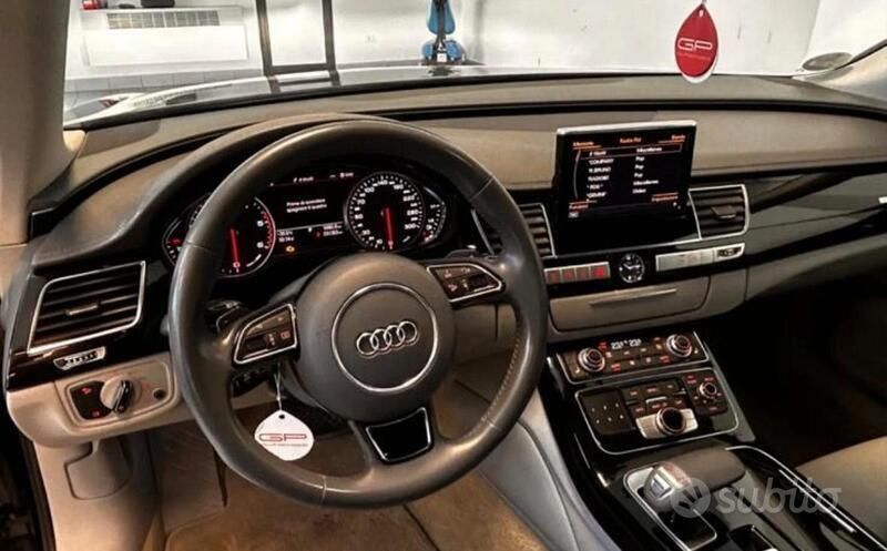 Usata Audi A8 250 CV (183 kW) 2013 Nero Berlina