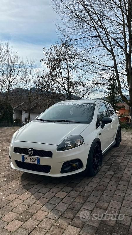 Usata Abarth Grande Punto 155 CV (114 kW) 2008 Bianco Utilitaria