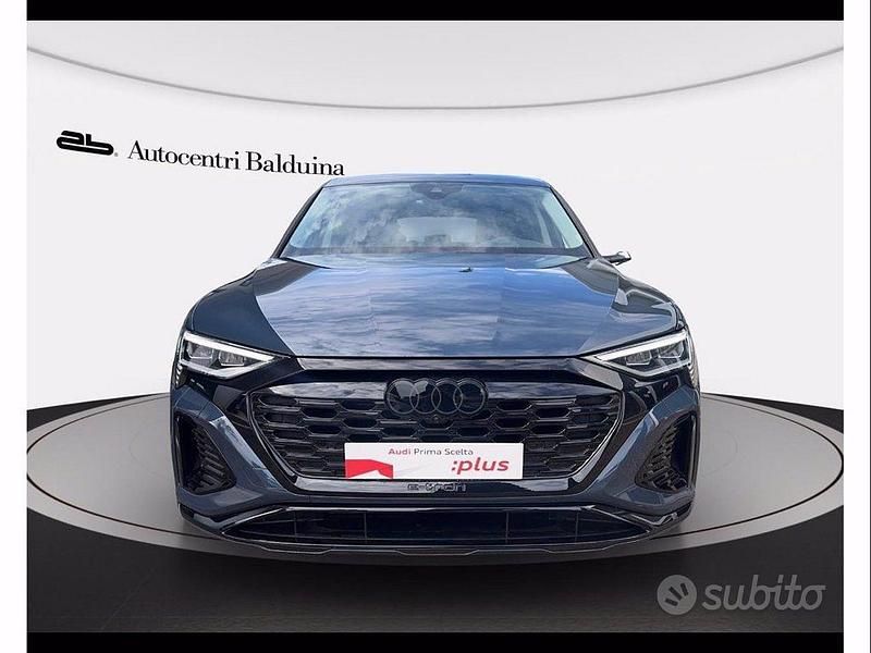 Usata Audi Q8 e-tron Advanced 300 kW (408 CV) 2024 Blu plasma metallizzato SUV