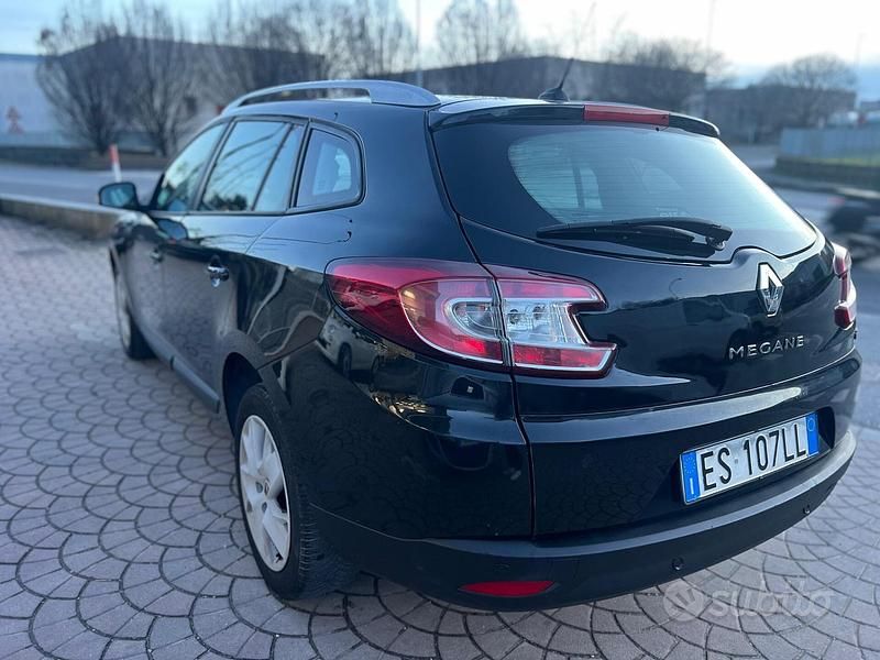 Usata Renault Mégane GrandTour 110 CV (80 kW) 2013 Nero Station wagon
