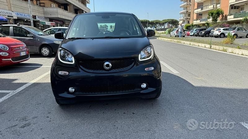 Usata Smart ForTwo Coupé Prime 90 CV (66 kW) 2019 Nero Coupé