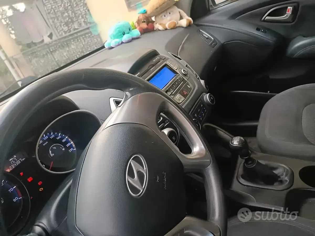 Usata Hyundai ix35 135 CV (99 kW) 2010 Marrone SUV