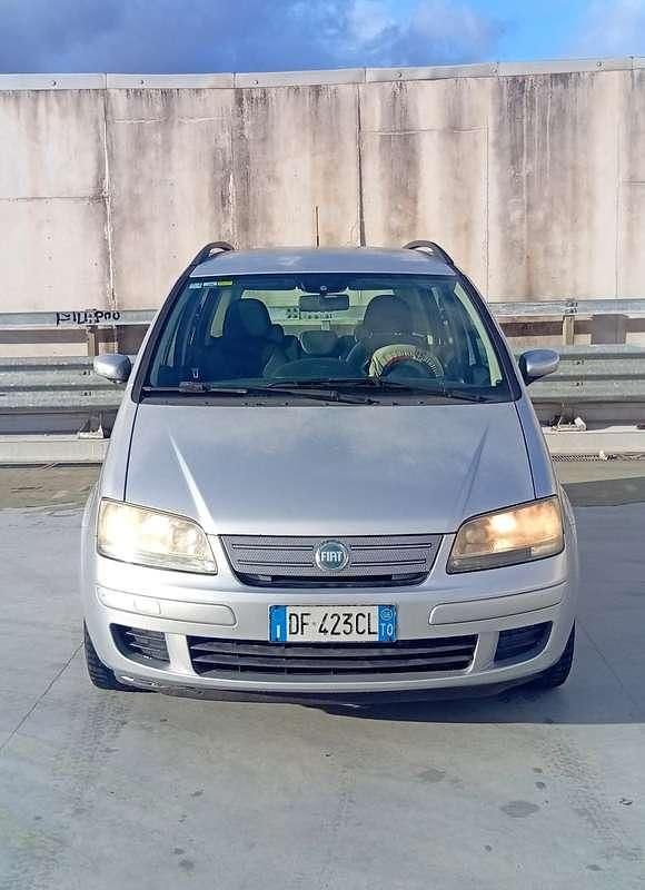 Usata Fiat Idea Active 69 CV (50 kW) 2004 Monovolume