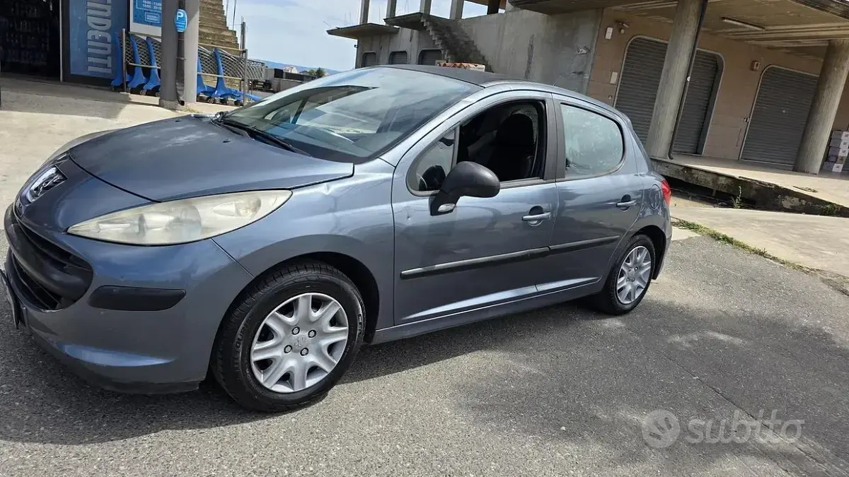 Usata Peugeot 207 68 CV (50 kW) 2007 Berlina