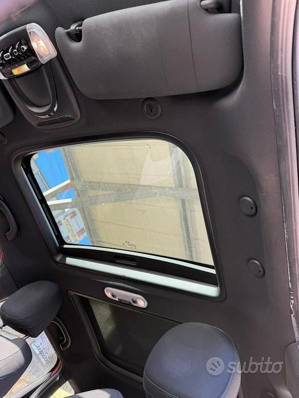 Usata Mini Cooper 2017 Rosso Utilitaria