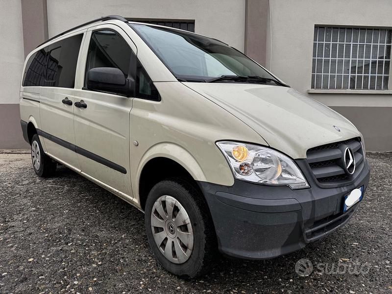Usata Mercedes Vito 135 CV (99 kW) 2012 Giallo Furgone