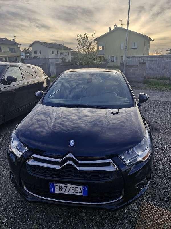 Usata Citroën DS4 So Chic 120 CV (88 kW) 2015 Utilitaria