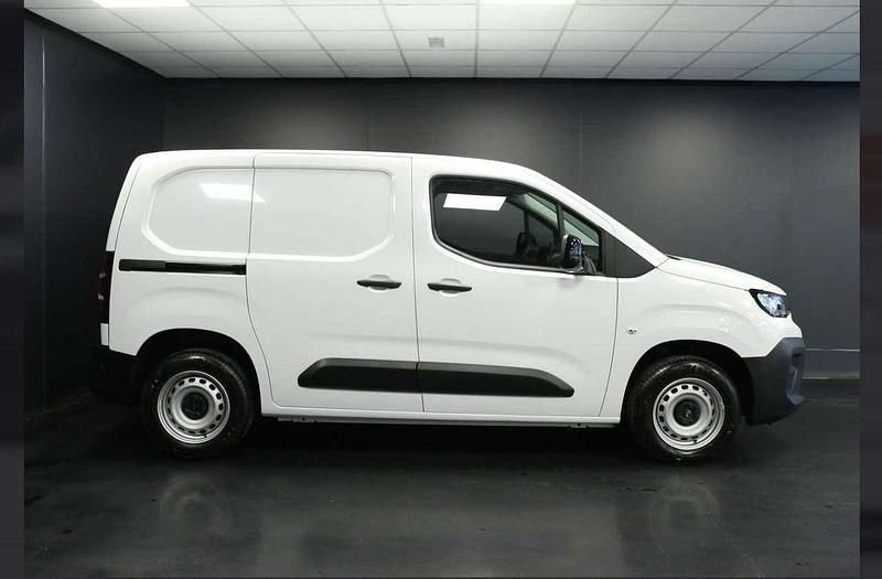 Nuova Citroën Berlingo 102 CV (75 kW) 2025 Bianco Monovolume