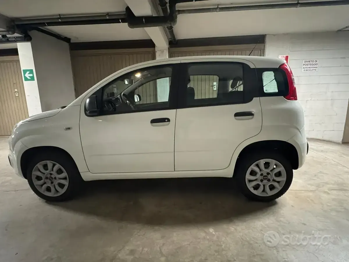 Usata Fiat Panda Easy 85 CV (62 kW) 2018 Utilitaria