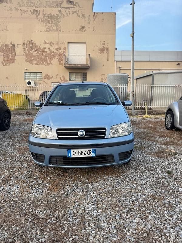 Usata Fiat Punto 2006 Blu Utilitaria